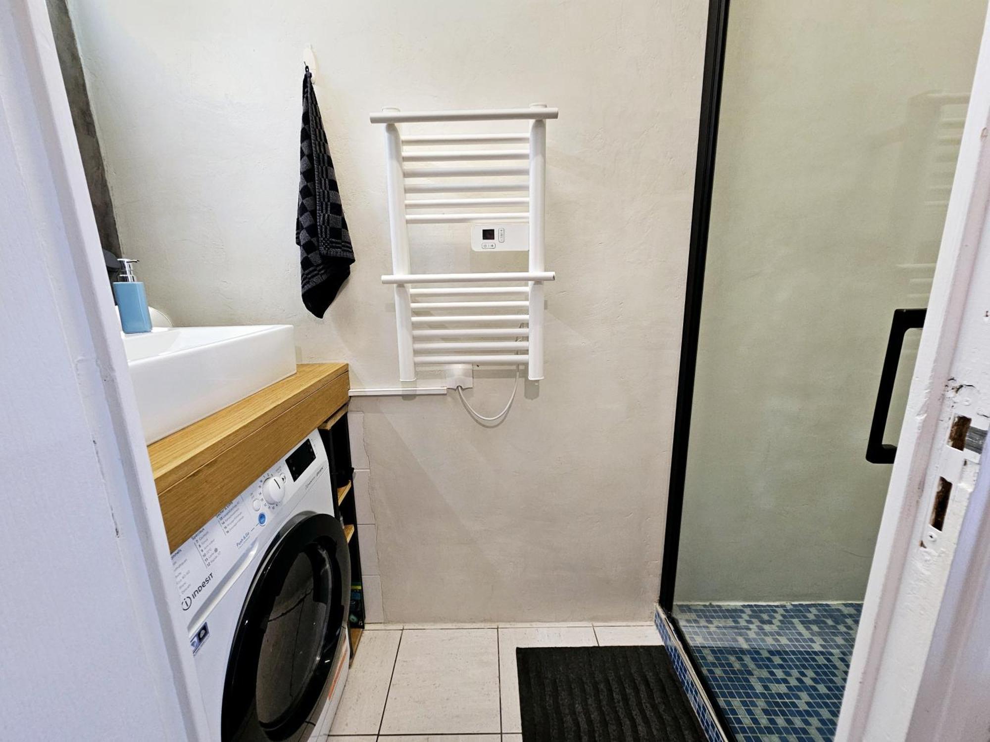 Refuge Urbain - Ideal Pro, Familles & Amis - Le Calme En Hypercentre - Wifi Haut Debit - Netflix - Machine A Laver - Gare, Cathedrale, Commerces, Restaurants & Transports En Commun A Moins De 10 Minutes A Pied Reims Exterior photo